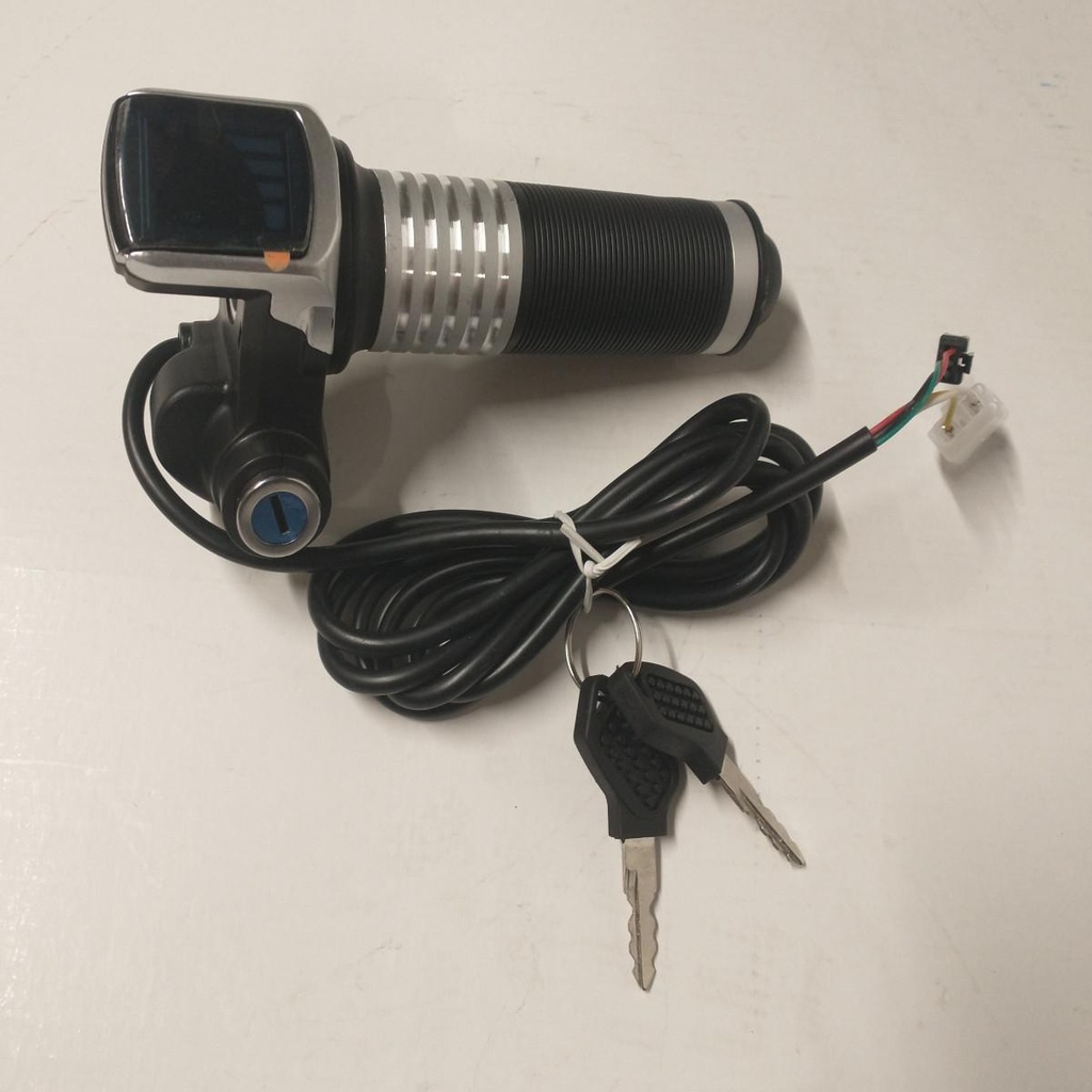 Kontio Motors Lasten/Caravan Kruiser: Kaasukahva