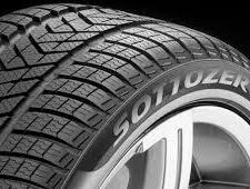 25535R21 98V Pirelli WINTER SOTTOZERO 3 XL Kitkarenkaat 34487 1