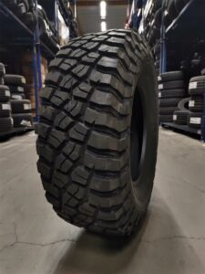 37.012R17 116Q BF Goodrich MUD TERRAIN TA KM3 XL Kesarenkaat 39030 1