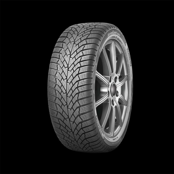 20550R17 93V KUMHO WP52 XL Kitkarenkaat 38142 1