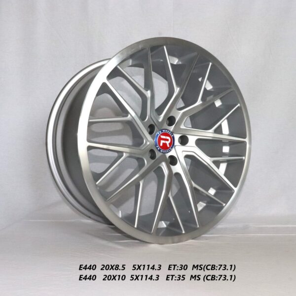 Flow Forged - 20X8.5 5X114.3 ET30 CB73.1 METAL SILVER Alumiinivanteet