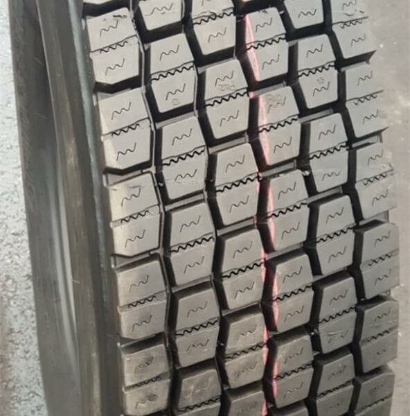 315/80R22.5 KA PINNOITETTU P42 SIS. 1 HANKOOK RUNKO XL DRIVE