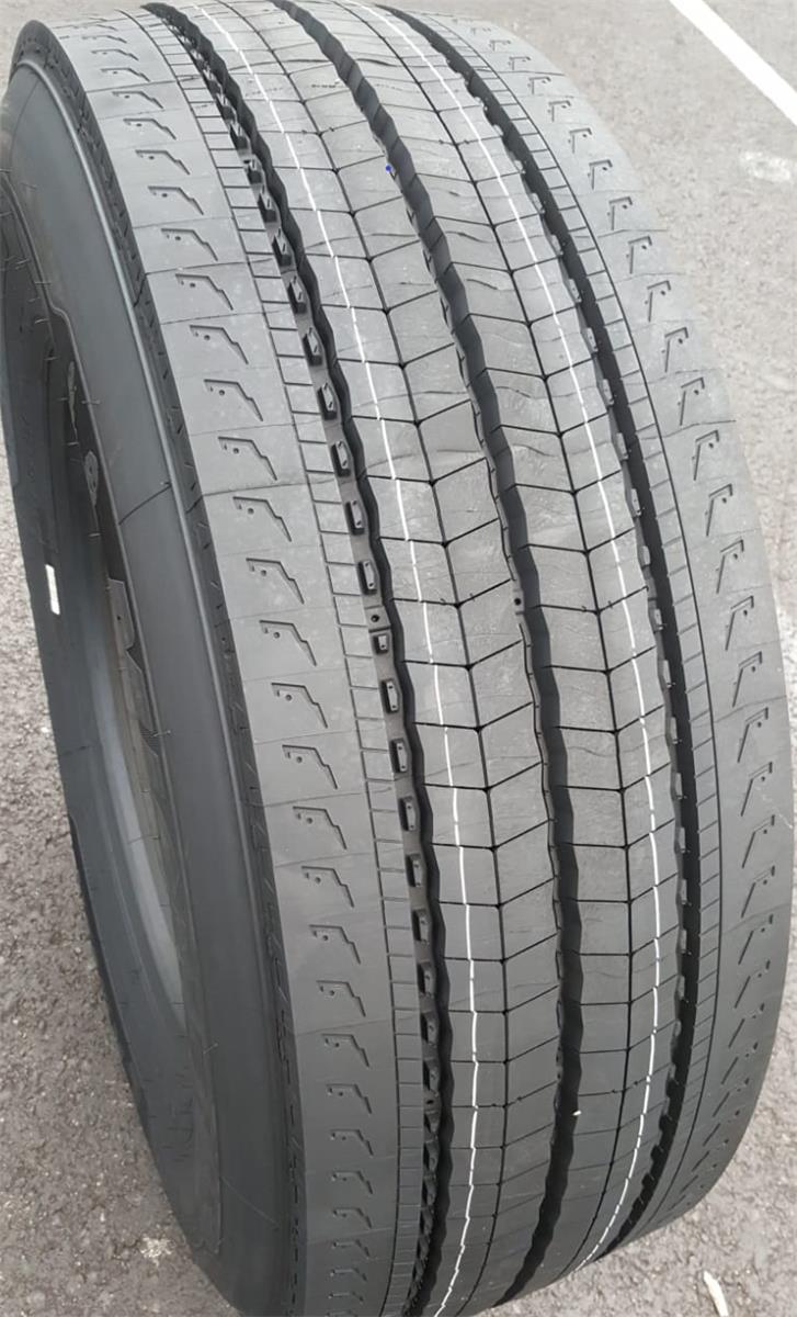 23575R17.5 132M MICHELIN X MULTI Z XL ALL POSITION KA renkaat 39643 1