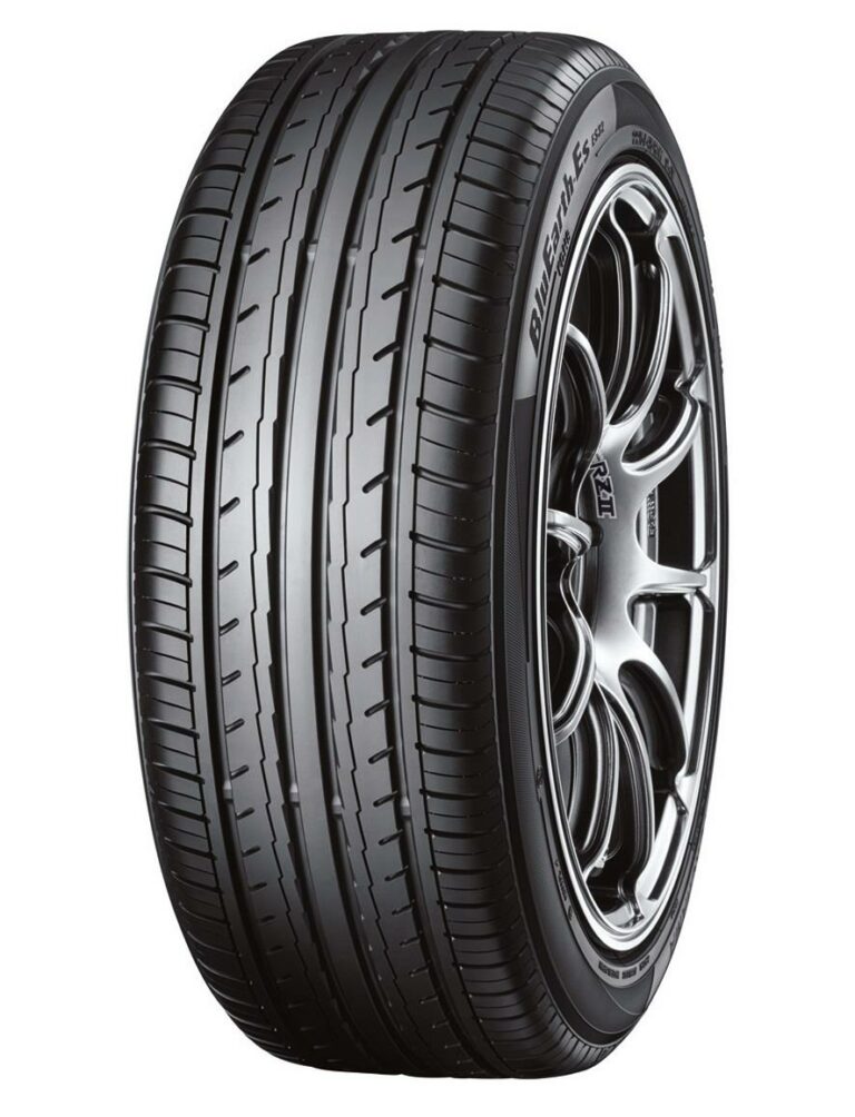 19555R15 85V YOKOHAMA BLUEARTH ES ES32 XL Kesarenkaat 138664 1.jpeg