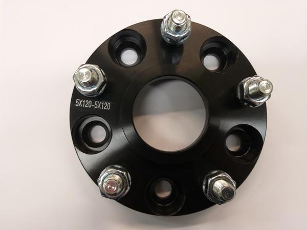 SteyrTek-Adapteri-Musta-levikepala-25mm-5x1205x120_Tarvikkeet_181018_1.jpeg SteyrTek Adapteri Musta (levikepala) 25mm 5x120/5x120 - Image 1